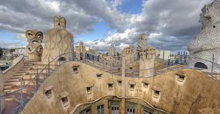 Simplicity in aesthetics and comfort: Casa Mila Admission Without Standing In Line