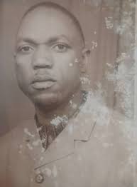 Can anyone restore a young photo of my father?