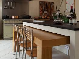 Un îlot central avec une table coulissante, la plus astucieuse. 63 Modeles Originaux De Table Gain De Place Archzine Fr
