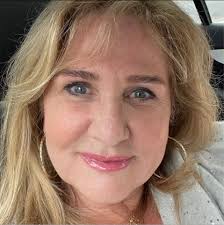 Where does Brandon Lake do worship?