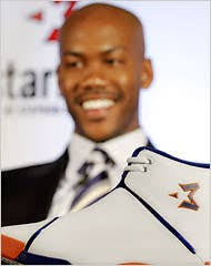 Stephon marbury 15 dollar shoes. A Kick For Marbury Hot Shoes Cool Price The New York Times