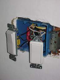 Both devices are spliced to the same hot source. Light Switch Wikipedia