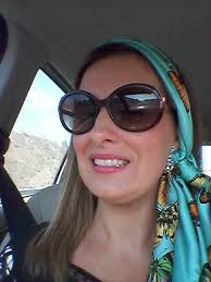 María Santos, Personal Shopper