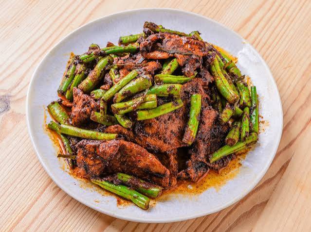 Stir-Fried Chicken with Prik King Curry