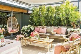 Grosse Terrasse Gemutlich Gestalten Tipps Und Beispiele In 2020 Grosse Terrasse Gemutlich Gestalten Terrasse Gemutlich