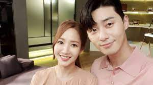 Their relationship began way before their hit drama ' what's wrong with secretary kim ', however, they kept it on the down low. Would Park Seo Joon Ever Consider Dating Park Min Young He Gave This Shocking Answer Jazminemedia