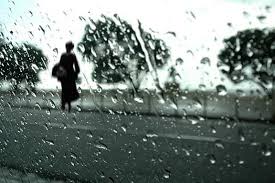 Resultado de imagem para gotas de chuva na janela