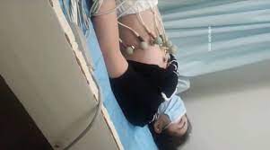 國內某體檢中心心電圖檢查偷拍各種美乳大學生少婦美乳映入眼簾，處女的奶子圓潤堅挺好好看(50)