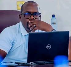 Ladies and Money from Men in Social Relationships