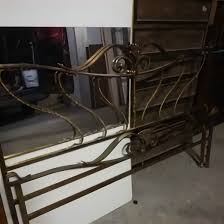 L'insieme di stanze del castello consiste nella sala del trono, nella camera da letto di ludovico ii, nella sala dei cantori e nella grotta. Letto Ferro Battuto Cantori Usato In Italia Vedi Tutte I 29 Prezzi