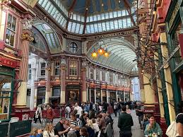 House stands over ancient Roman ruins ...
