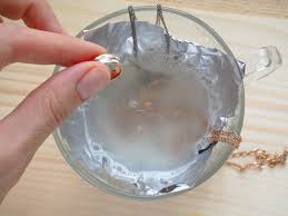 Cleaning Gold And Silver Jewelry Cleaning Women Jewelry Concept Clean Gold Jewelry Cleaning Jewelry How To Clean Gold
