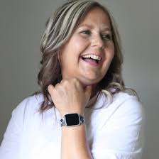 Mme Lyne Caouette — Résidence funéraire Steve L. Elkas