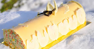 Recette Rouge Passion Buche Aux Fruits Exotiques Et A La Fraise 750g Recette Buche Aux Fruits Fruits Exotiques Mousse Fruit