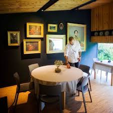 No «pesadelo na cozinha» na semana passada, o chef ljubomir stanisic esteve no o canela, em campolide, lisboa, a tentar salvar o restaurante. Ljubomir Stanisic Em Estado Liquen No Novo Restaurante Acoriano Atualidade Sapo Lifestyle