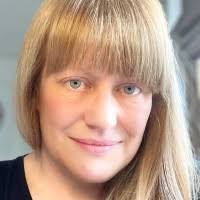 Vicki Hayward Email & Phone Number