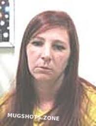 Katelyn Benoit's Instagram, Twitter & Facebook