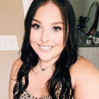 Nichole Haley's Instagram, Twitter & Facebook