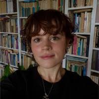 300+ "Czapska" profiles