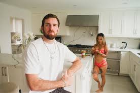 Beyond The Fame: OnlyFans Star Girthmasterr Lifts The Curtain On The Harsh  Realities Of His Work | List25