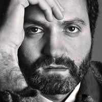 Founded in 1978 in milan, gianni versace s.r.l. Gianni Versace The Personality Database Pdb Fashion Designers