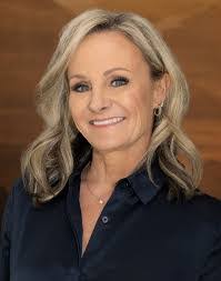 Ashley Dodgen's Instagram, Twitter & Facebook