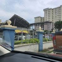Sekiranya anda, seorang warganegara malaysia yang cukup syarat kelayakan dan berumur tidak kurang daripada 18 tahun pada tarikh tutup iklan jawatan adalah dipelawa untuk memohon bagi mengisi kekosongan jawatan. Jabatan Kastam Diraja Malaysia 25 Conseils