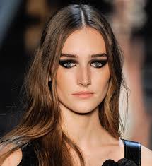 Le nuance perfette per valorizzare chiome castane. Castano Caramello Dopo Il Cioccolato Una Nuova Colorazione Golosa