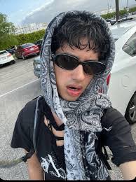 Hailey Starnes's Instagram, Twitter & Facebook