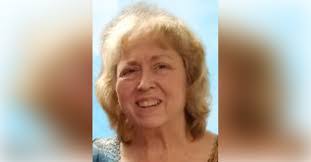 Sharon Barnard's Instagram, Twitter & Facebook