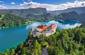 Slovenien är ett land i östeuropa. 2 Weeks Through Breathtaking Slovenia Croatia Kilroy