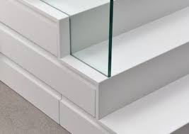 Preistrager Treppe Des Jahres 2018 Tbs Schmidt Gmbh Treppe Kragarmtreppe Unterschrank