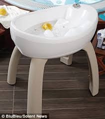 Baby jacuzzi launched by blubleu Parents Can Now Bathe Their Babies In The Height Of Luxury With An Extraordinary New Mini Whirlpool Bath That Costs 1 358 Daily Mail Online