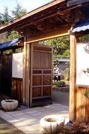 See Elegant Japanese Style Entrance Gates Mon For House And Garden Midway Gates Nakamon And Japanese Style House Traditional Japanese House Japanese House