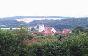 Du möchtest ein museum besuchen, suchst nach einer sportlichen aktivität oder interessierst dich für naturdenkmäler? Hausen Rhon Reisefuhrer Auf Wikivoyage