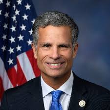 Yesterday, we kicked off the Little League World Series in Williamsport by  joining local community leaders for a welcome event hosted by Ed Metzger  before participating in the Grand Slam Parade alongside