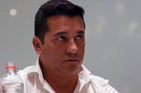 ¿es admisible que un extranjero encabece una campaña en contra de una autoridad de la república, como lo es la diputada carmen. Hfyqjnyqiqncam