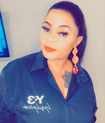 L'album FORMIDABLE est dans vos maisons🏠 Bon Dimanche 👋🏼 Stay blessed  Werrason