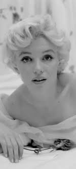 A beautiful picture of Marilyn I had not seen before.
