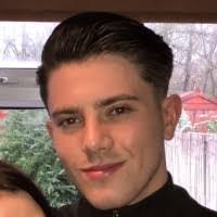 Jamie Moffat's Instagram, Twitter & Facebook