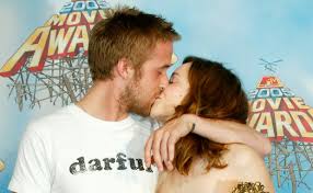 Kostenlose lieferung für viele artikel! The Notebook Netflix Hat Das Ende Von Wie Ein Einziger Tag Zensiert