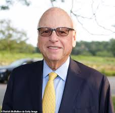 Douglas Elliman CEO had 'intimate relationships' with two brokers including  mother of Jack Nicholson's child