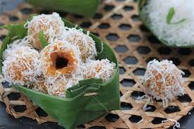 Endah triana yuk nyemil jajan pasar yg manis isinya dan gurih kulitny.gampang banget bikinya. Resep Klepon Ubi Sederhana Dan Bisa Untuk Dijual Halaman All Kompas Com