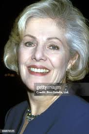 84 Lynn Beck Photos & High Res Pictures