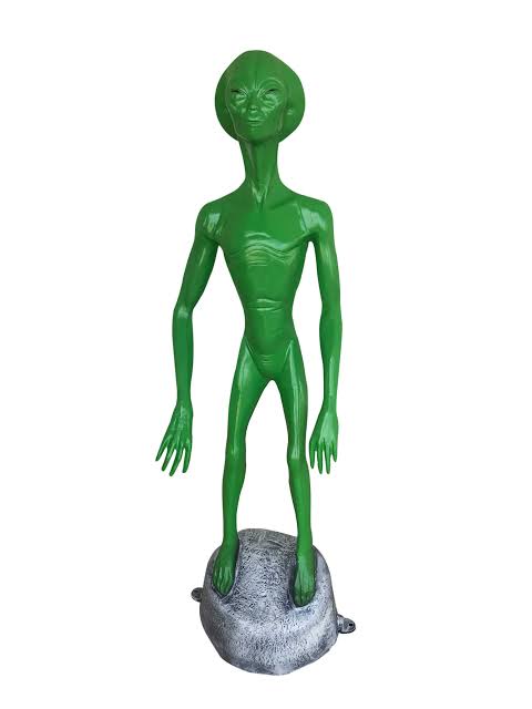 Green Alien with Hands Down Aluminum Indoor/Outdoor Décor – Aluminum  Sculptures