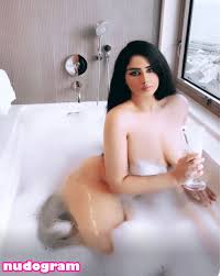 Model Ash  a_ash747  justasecret892  مودل آش Гола изтичане OnlyFans  снимка 34 - Nudogram v2.1