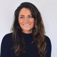 Chloe Veal's Instagram, Twitter & Facebook