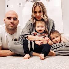 Michael caussin (left) and jana kramer (right) were married on may 22, 2015. How Jana Kramer Mike Caussin Explain Coronavirus To Their Kids Medicine World Council