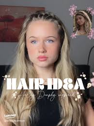 How to Effortlessly Emulate Haley Dunphy's Stylish Looks from Modern Family