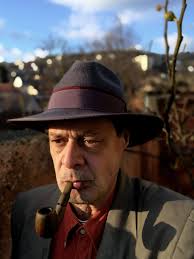 Chew Mail Pouch Tobacco". 100mm, f/14.0, 1/250s, 400 ISO.